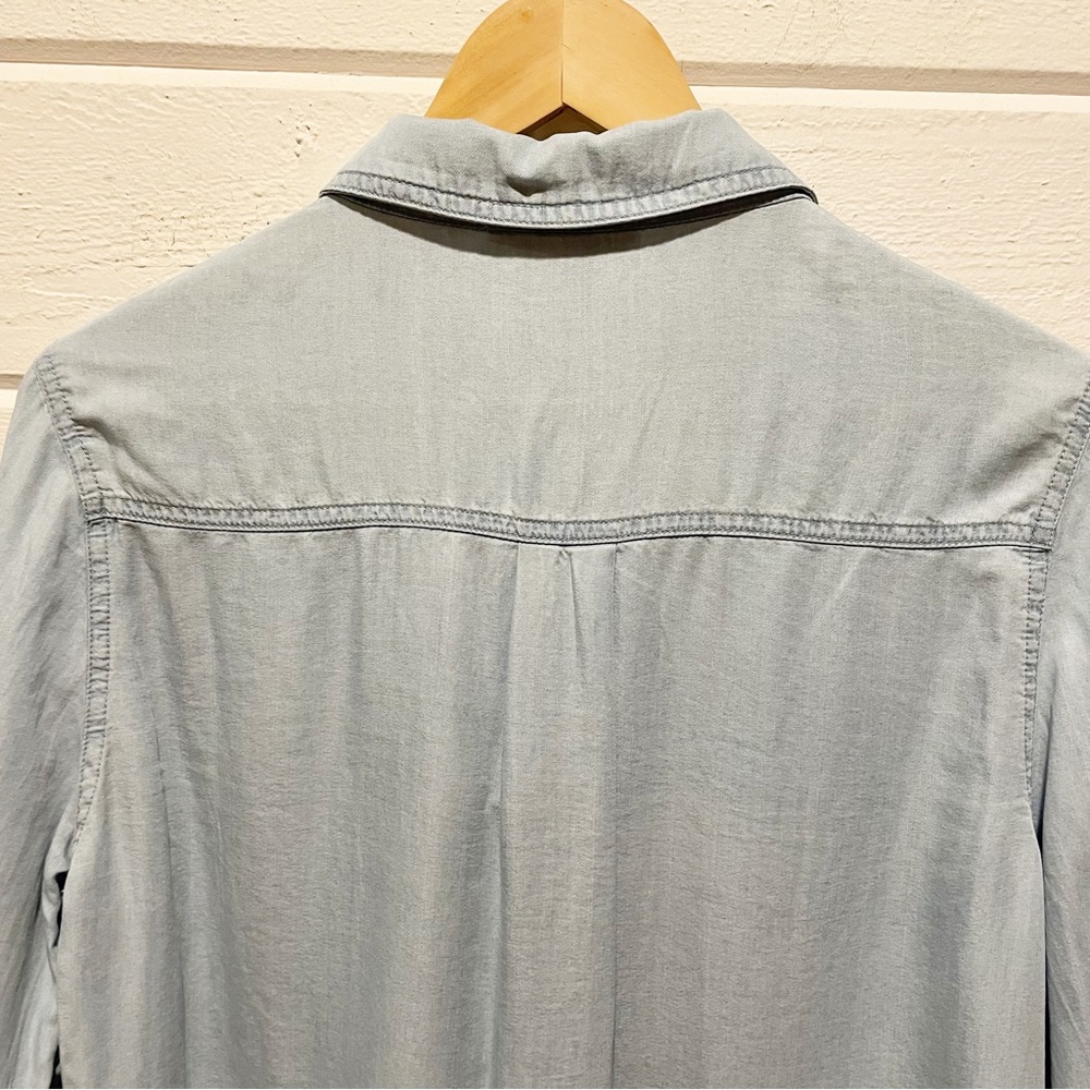 NWT LOVE TREE Women’s Tencel Denim Womens Button Up
Shirt Size Large - Picture 11 of 14
